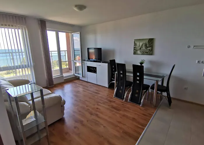 Milana-2 Sea View 아파트