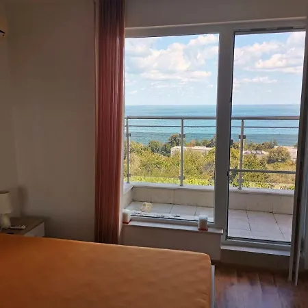 Milana-2 Sea View Lägenhet